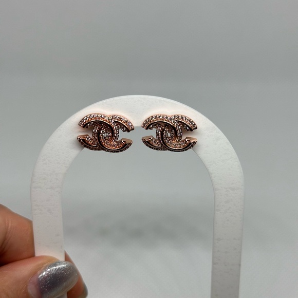 Earring - Picture 6 of 6